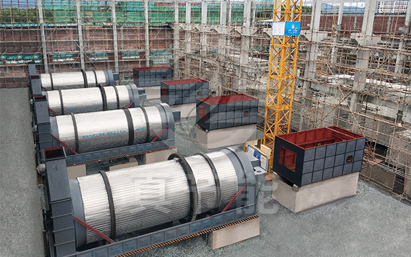 大型煤泥烘干機(jī)多臺(tái)案例現(xiàn)場 大型煤泥烘干機(jī)多臺(tái)案例現(xiàn)場